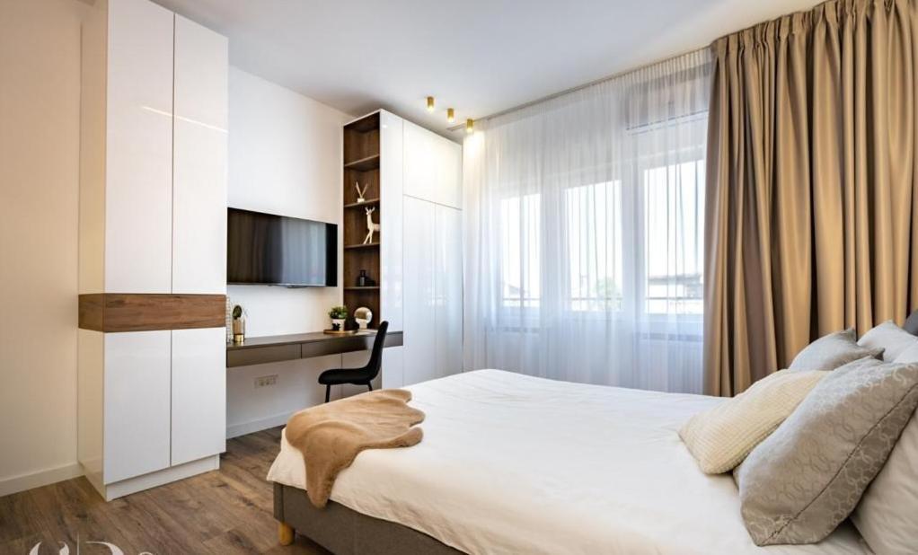 Majestic Apartament With View In Magheru Bukarest Exterior foto